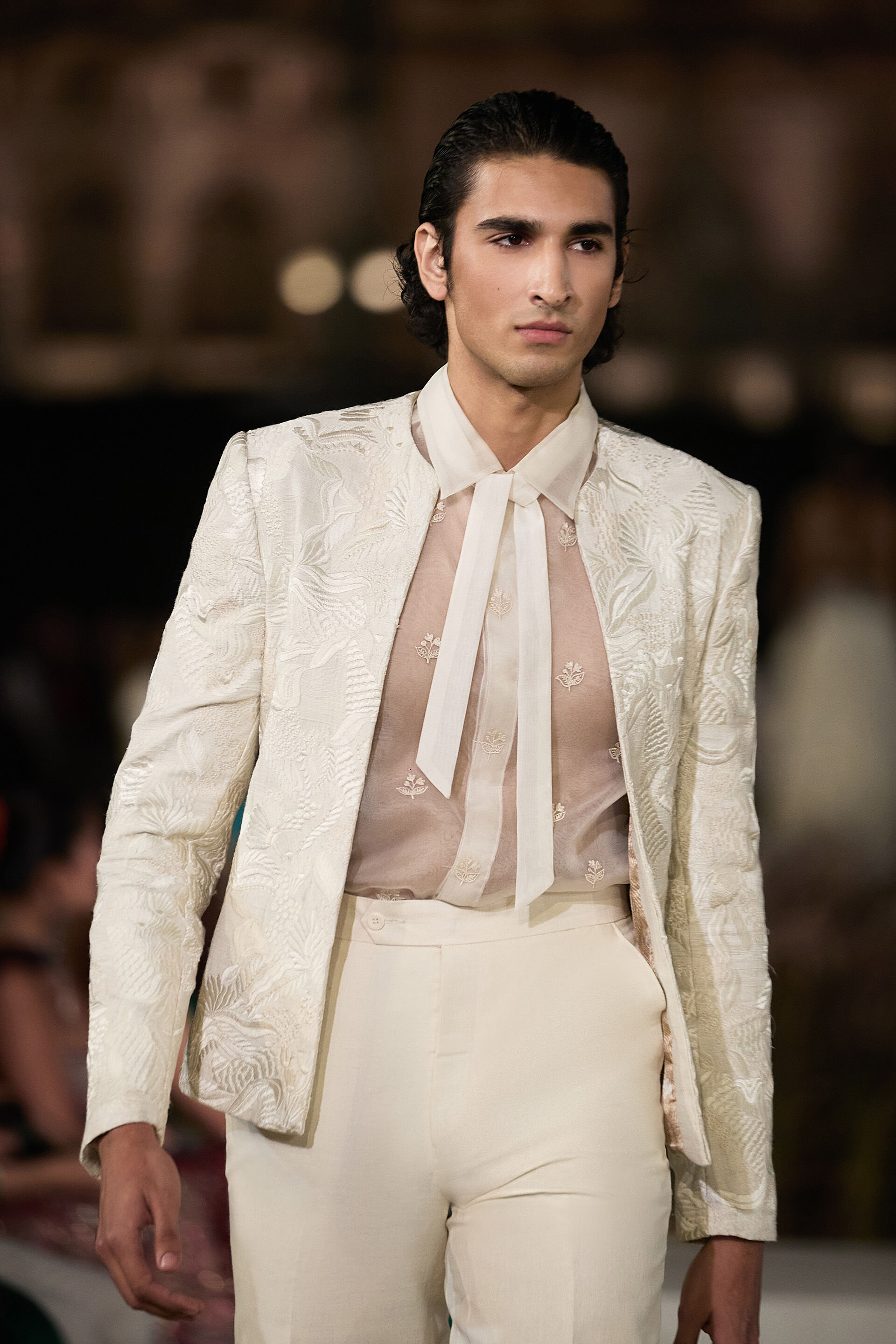 Branok Embroidered Silk Jacket Set - Natural